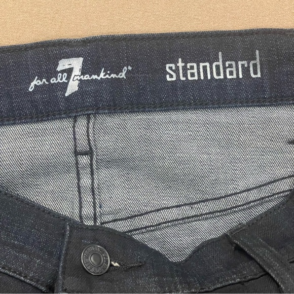 7 For All Mankind Men’s Standard Dark Wash Jeans Size 38
*See Description/Inseam - Picture 7 of 13
